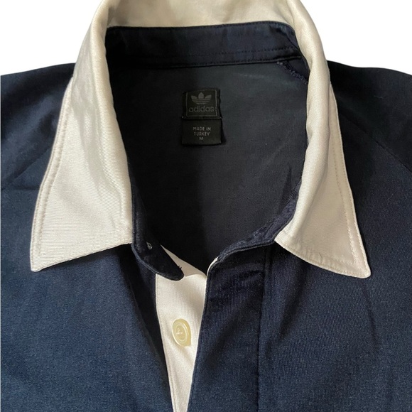 Vintage adidas Medium Vietnam Made Blue Ringer Shirt - Picture 4 of 4